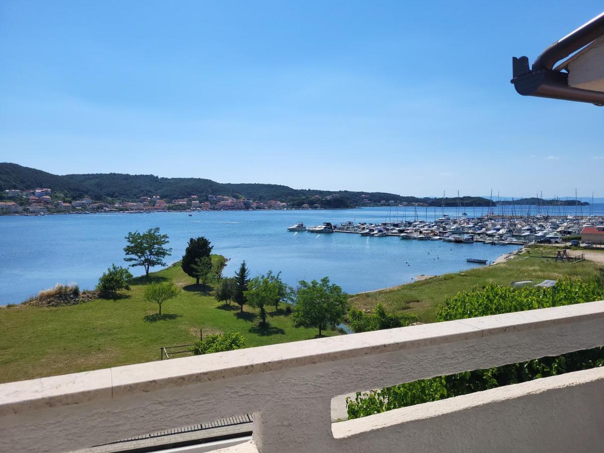 Apartmani Mira Супетарска-Драга Экстерьер фото