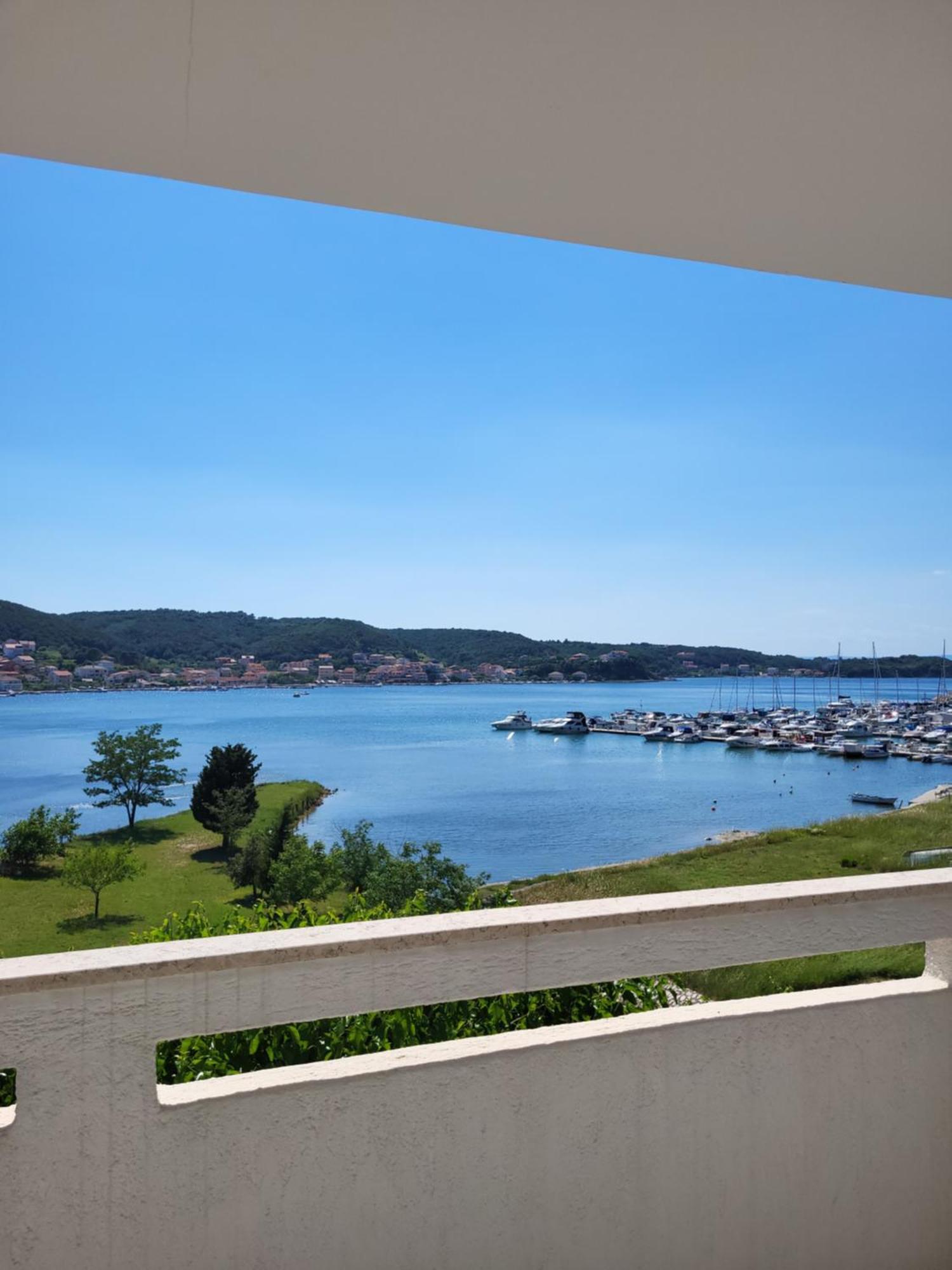 Apartmani Mira Супетарска-Драга Номер фото