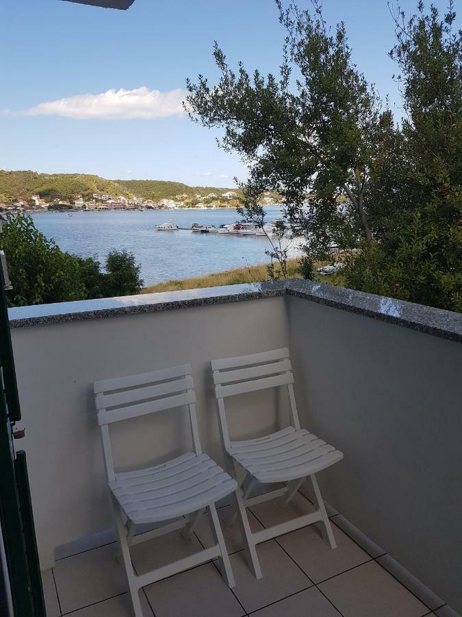 Apartmani Mira Супетарска-Драга Экстерьер фото
